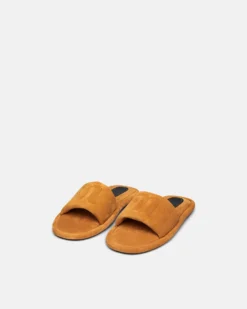 Nanushka Berrington - Logo Slides - Mustard -Nanushka Sale Store BERRINGTON MUSTARD SUEDE 03 a28481f4 fa54 4330 9fd6 b1ddcc6dc110
