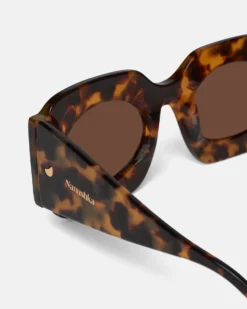 Nanushka Cathi - Bio-Plastic Square-Frame Sunglasses - Dark Amber -Nanushka Sale Store CATHI DARKAMBER BIOPLASTIC 03