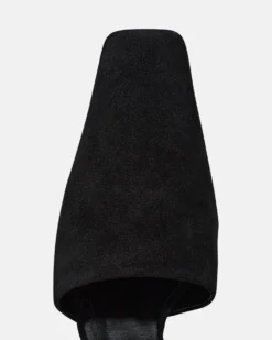 Nanushka Enaji - Leather Sandals - Black 9 Nanushka Enaji - Leather Sandals - Black -Nanushka Sale Store ENAJI BLACK SUEDE 04 f6344455 a9d9 4189 8169 6163a258a607