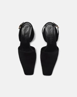 Nanushka Enaji - Leather Sandals - Black 11 Nanushka Enaji - Leather Sandals - Black -Nanushka Sale Store ENAJI BLACK SUEDE 07 2b680f4c c4e1 4cef a056 66c2a50af4d9