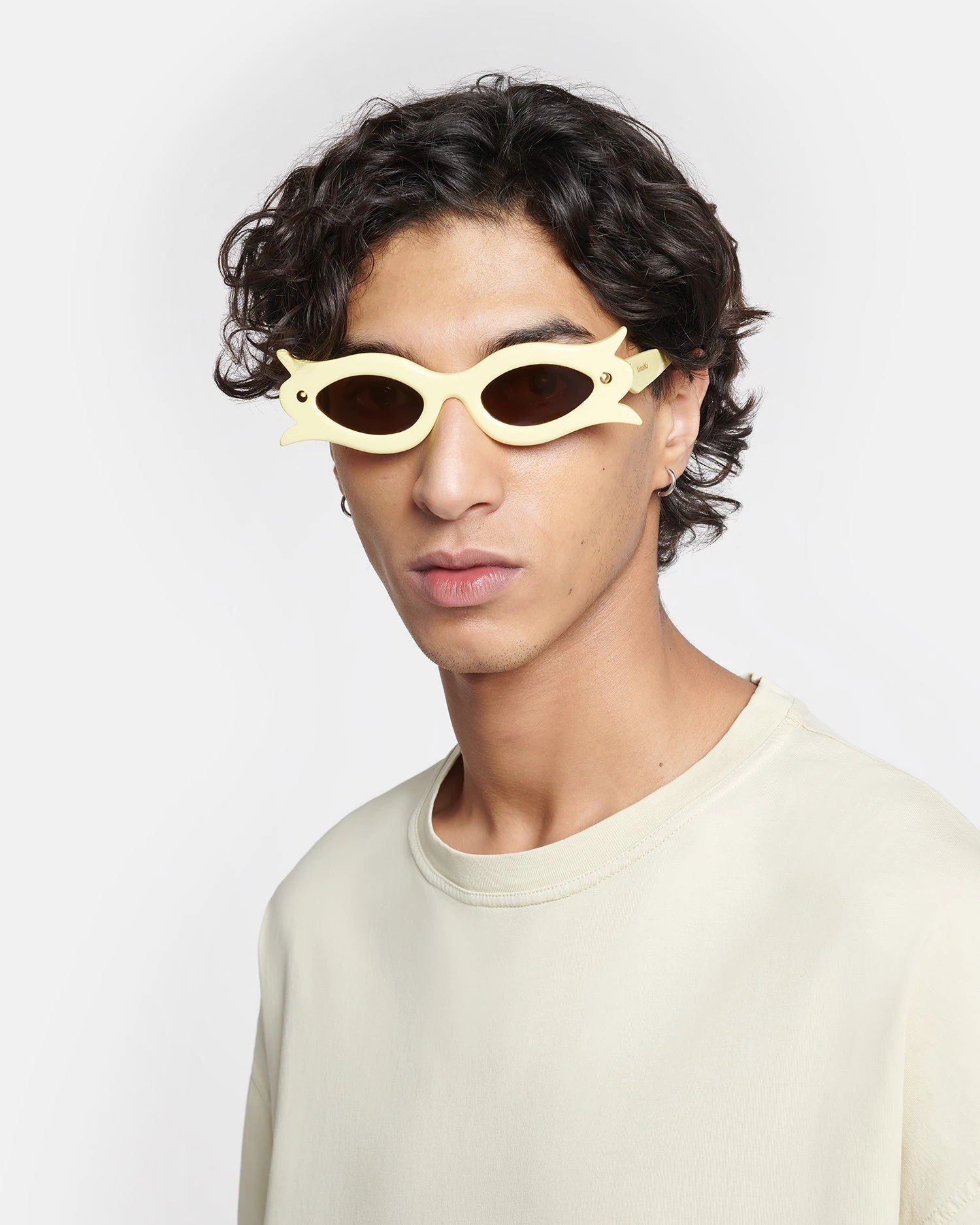 Nanushka Tully - Bio-Plastic Floral-Shaped Sunglasses - Moonbeam 6 Nanushka Tully - Bio-Plastic Floral-Shaped Sunglasses - Moonbeam - Image 6