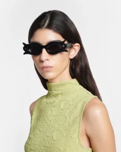 Nanushka Tully - Bio-Plastic Floral-Shaped Sunglasses - Black -Nanushka Sale Store NU24PFSG00199 TULLY BLACK BIO PLASTIC 1 1