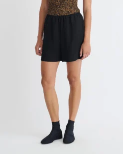 Nanushka Dylla - Tech Linen Belted Shorts - Black -Nanushka Sale Store NW25FWST03499DYLLA BLACK TECHLINEN 03