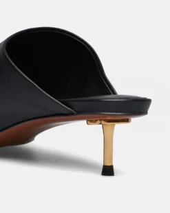 Nanushka Shakka - Nappa Mules - Black -Nanushka Sale Store SHAKKA BLACK NAPPA 03 a1fe8974 68d1 4e07 b3ec a98981a1db71